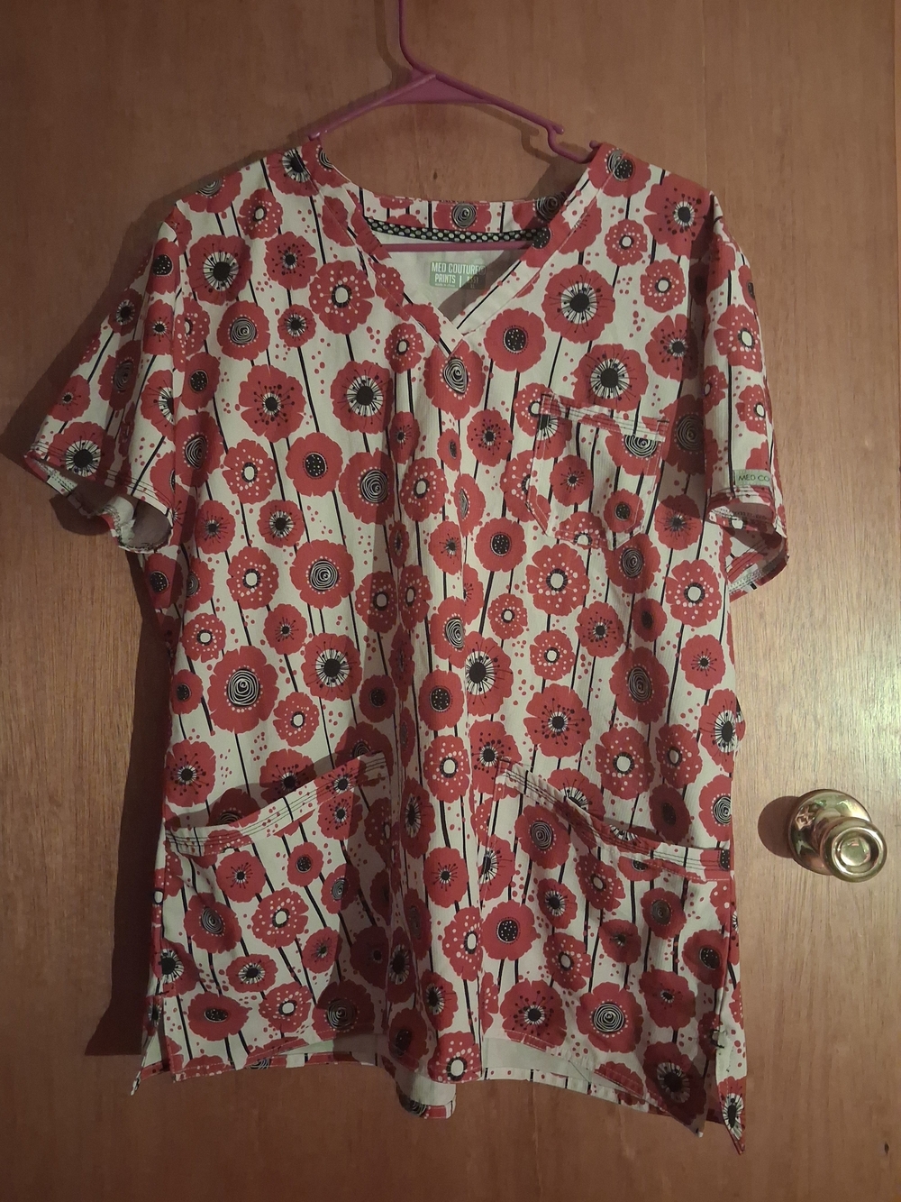 Med Couture Red Floral V-Neck Short Sleeve Scrub Top